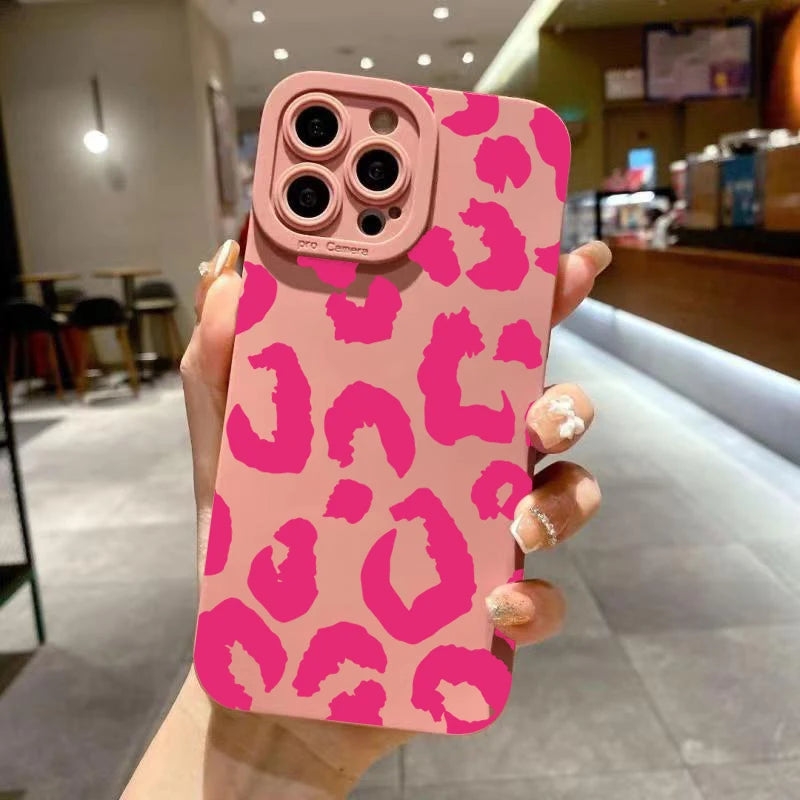 Leopard Design Camera Protective Phone Case for iPhone 16